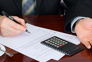 ¿Qué se debe tomar en cuenta para elaborar una estimación costos? Estimación de costos