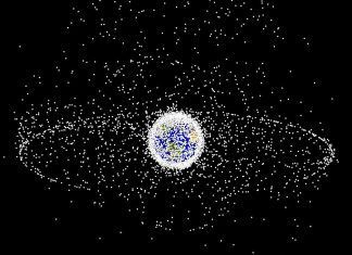 Estos objetos; son comparables a lo que en nuestro mundo conocemos como basura, lo cual suponen una amenaza a la Tierra, que debe ser detenida a toda costa, por tal motivo; nace la necesidad de la creación de pinzas de alta generación, para erradicar todo lo que sea potencialmente dañino.