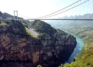 Gran puente del río Beipan Puente del río Beipan