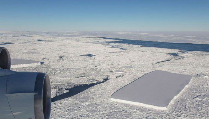 Iceberg-rectangular-nasa
