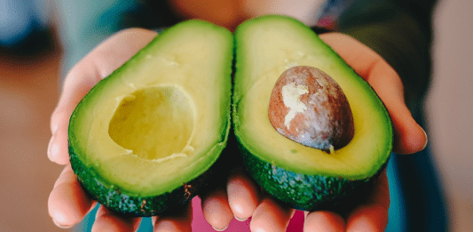 Un aguacate