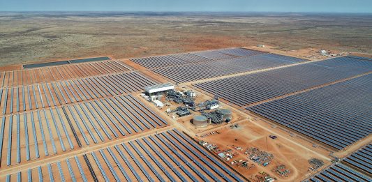 Planta de energía solar termoeléctrica de 100MWe Ilanga-1 en Sudáfrica