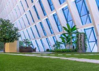 Beneficios del césped artificial en arquitectura urbana