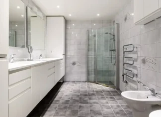 Ventajas de cambiar bañera por ducha