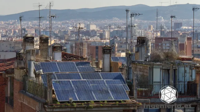 Es obligatorio el mantenimiento de las placas solares en España